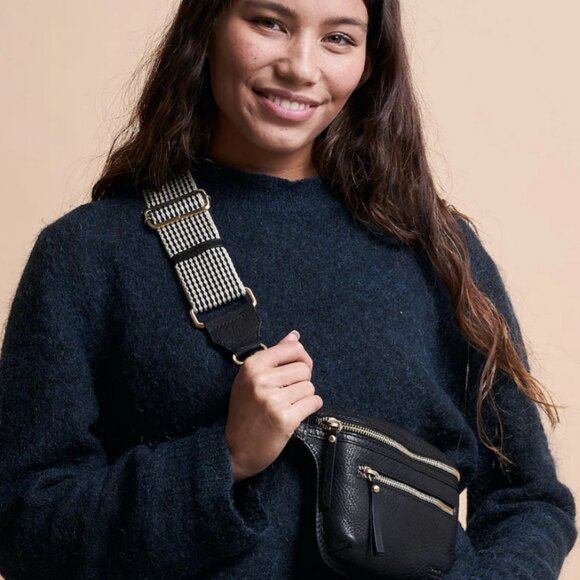 NIB! O My Bag Beck's Bum Bag in Stromboli Leather - Picture 4 of 11